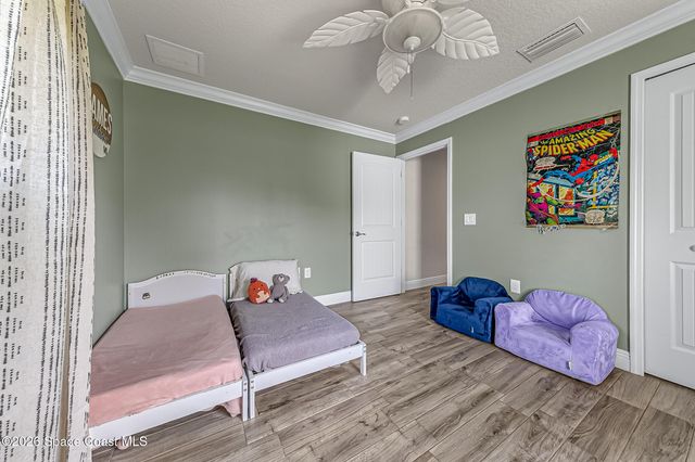 210 Pelican Drive NE, Palm Bay, FL 32907