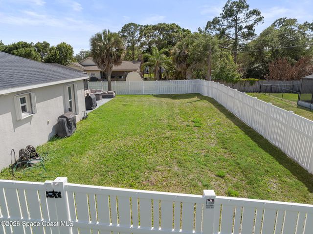 210 Pelican Drive NE, Palm Bay, FL 32907