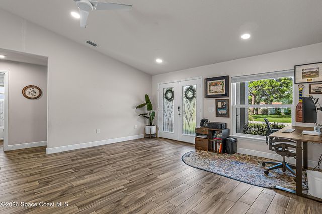 210 Pelican Drive NE, Palm Bay, FL 32907