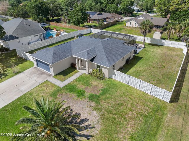 210 Pelican Drive NE, Palm Bay, FL 32907