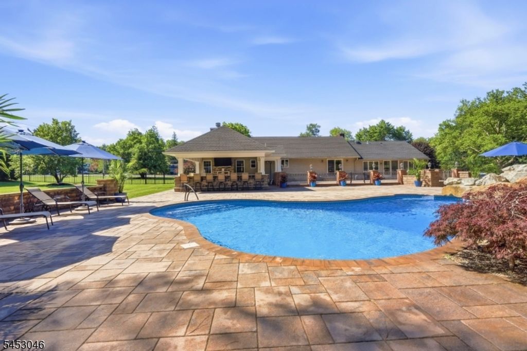 65 Washington Valley Rd, Warren Twp., NJ 07059 — exterior