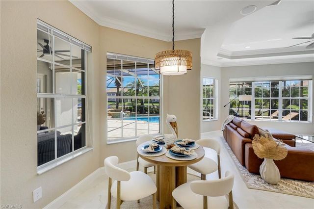 8810 Spinner Cove LN, Naples, FL 34120