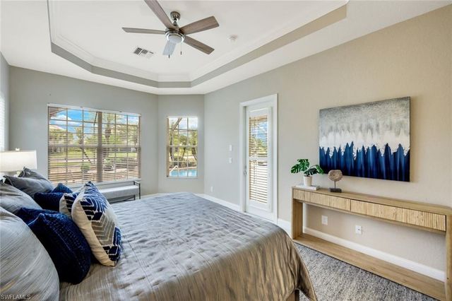 8810 Spinner Cove LN, Naples, FL 34120