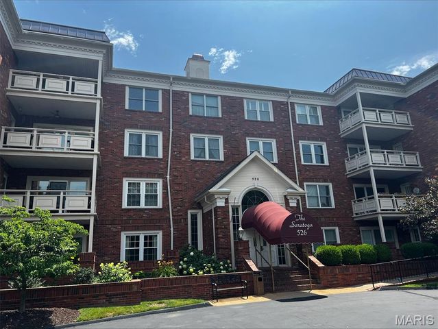 526 Sarah Lane 41, Creve Coeur, MO 63141