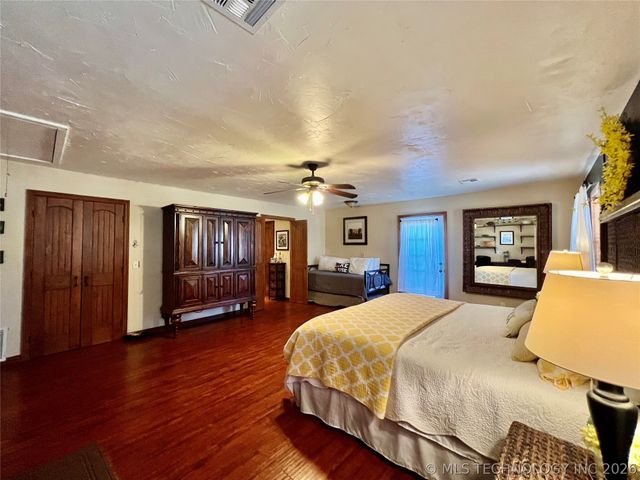 12326 Scott Drive, Kingston, OK 73439