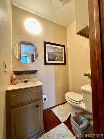 12326 Scott Drive, Kingston, OK 73439