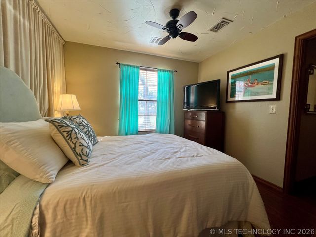 12326 Scott Drive, Kingston, OK 73439