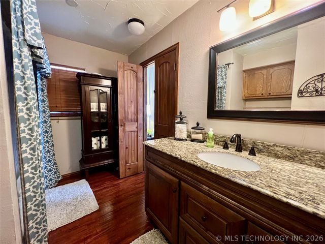 12326 Scott Drive, Kingston, OK 73439