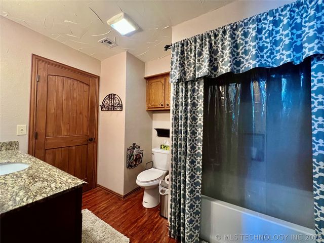 12326 Scott Drive, Kingston, OK 73439