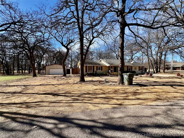 12326 Scott Drive, Kingston, OK 73439
