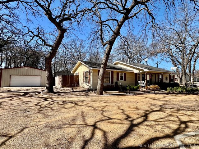 12326 Scott Drive, Kingston, OK 73439