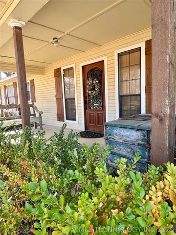 12326 Scott Drive, Kingston, OK 73439