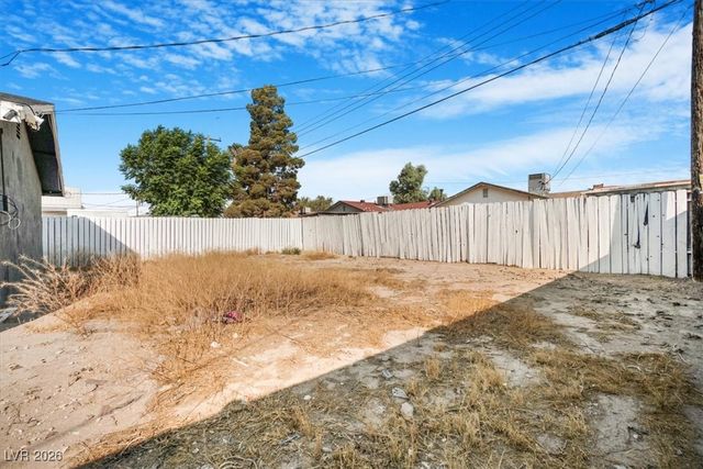3104 Dillon Avenue, North Las Vegas, NV 89030