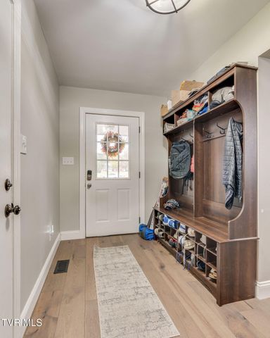 511 Old Stage Road, Erwin, TN 37650