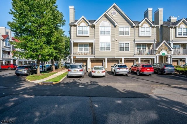 202 Prestwick Way, Edison Twp., NJ 08820