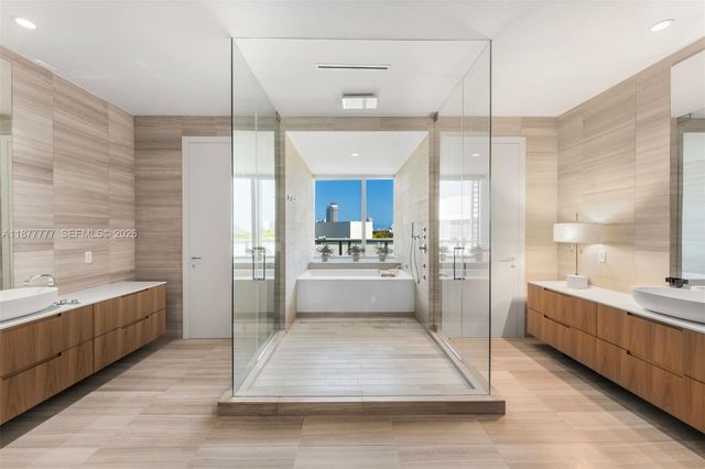 4701 N Meridian Avenue 512, Miami Beach, FL 33140