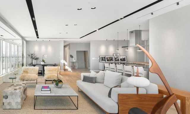 4701 N Meridian Avenue 512, Miami Beach, FL 33140