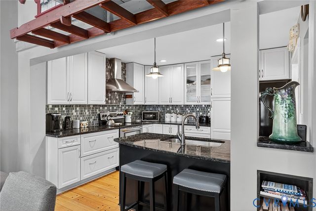 13518 Heathbrook Rd, Midlothian, VA 23112