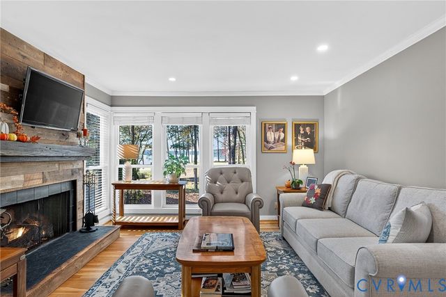 13518 Heathbrook Rd, Midlothian, VA 23112