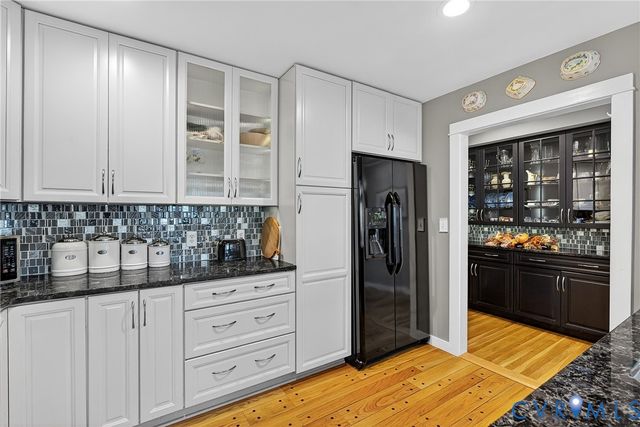 13518 Heathbrook Rd, Midlothian, VA 23112