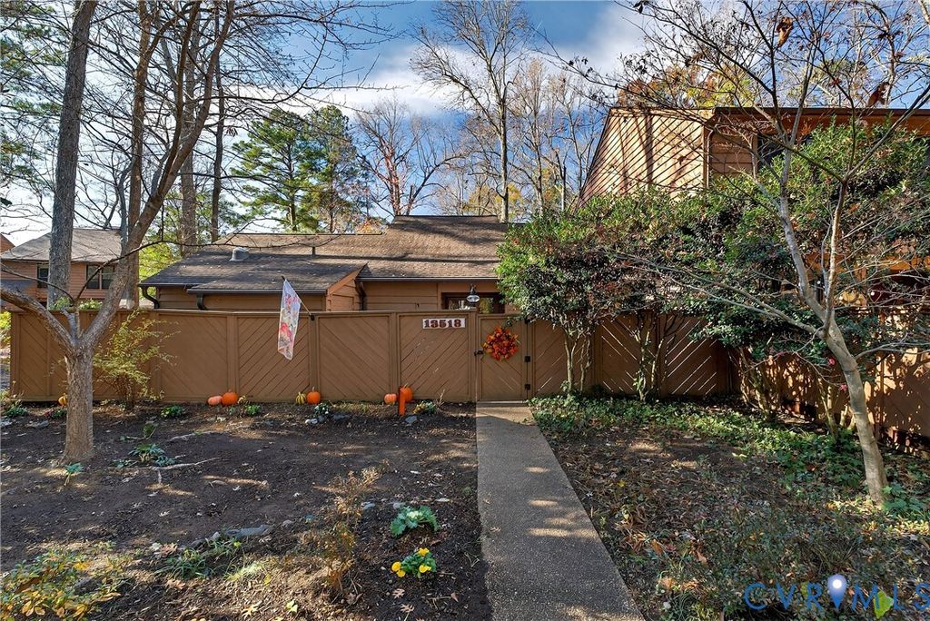 13518 Heathbrook Rd, Midlothian, VA 23112