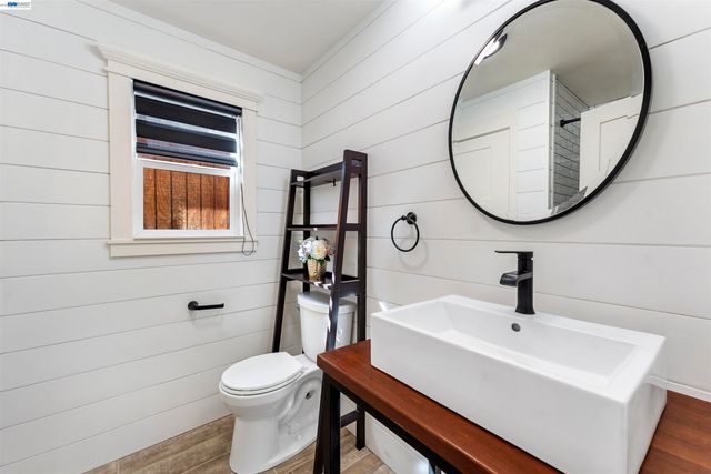 3009 Perry Ln, Tracy, CA 95377