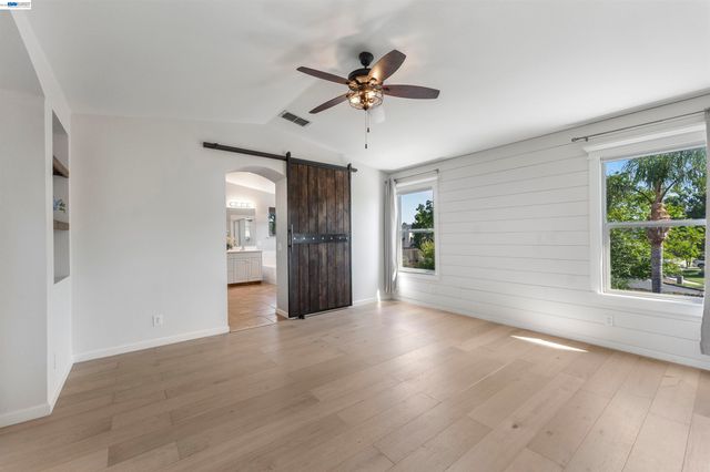 3009 Perry Ln, Tracy, CA 95377