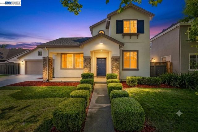 3009 Perry Ln, Tracy, CA 95377