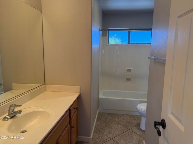 2813 E RUNAWAY BAY Place, Chandler, AZ 85249