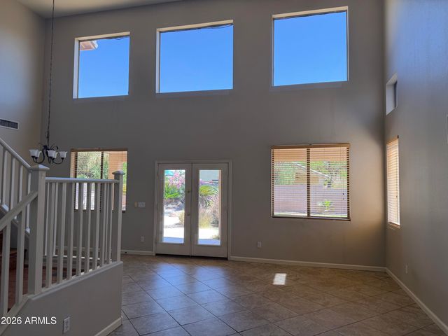 2813 E RUNAWAY BAY Place, Chandler, AZ 85249