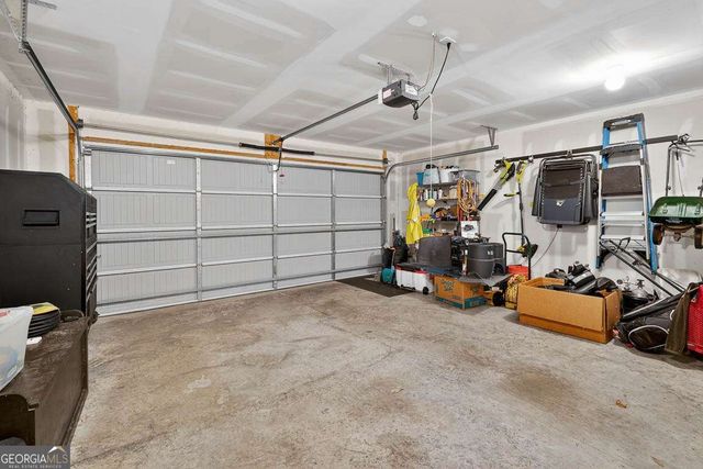 225 Roswell Drive E, Brunswick, GA 31525