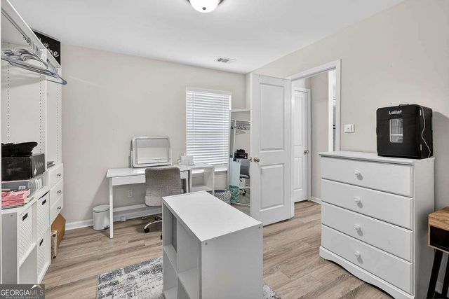 225 Roswell Drive E, Brunswick, GA 31525