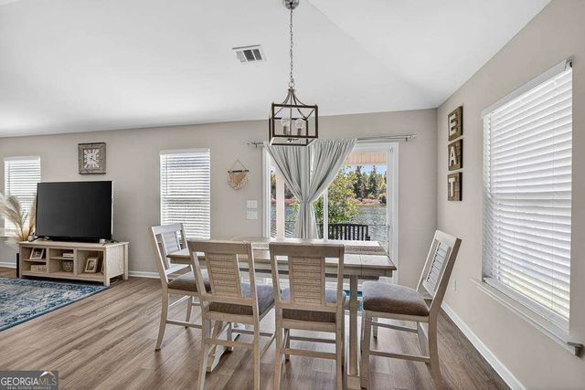 225 Roswell Drive E, Brunswick, GA 31525