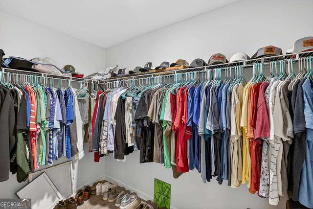 225 Roswell Drive E, Brunswick, GA 31525