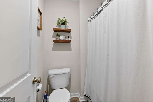 225 Roswell Drive E, Brunswick, GA 31525