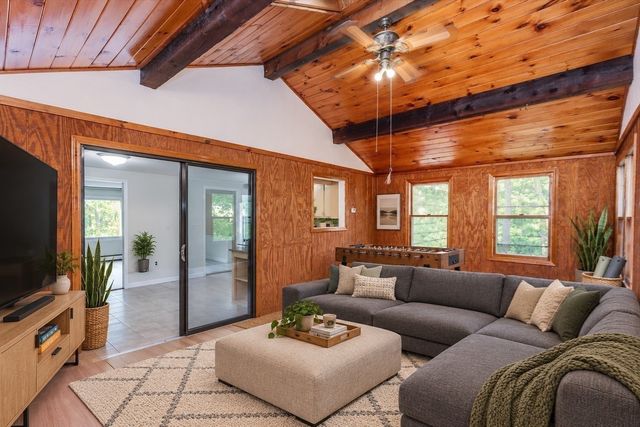3 Bernice Ave, Salem, NH 03079