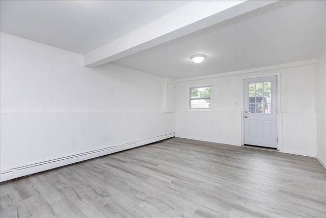 3 Bernice Ave, Salem, NH 03079