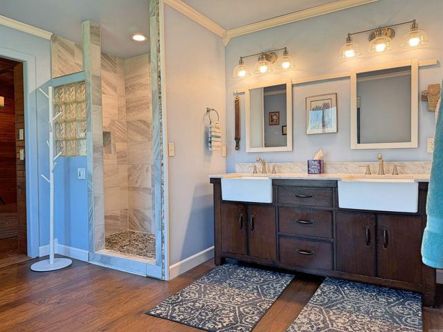 812 Pitard Loop, Mountain View, AR 72560