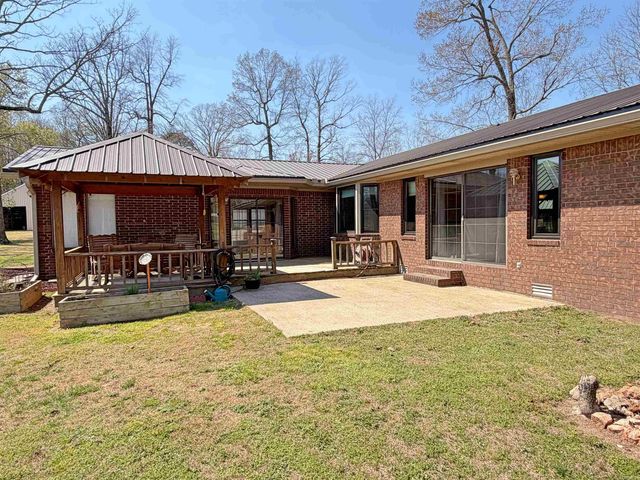 812 Pitard Loop, Mountain View, AR 72560