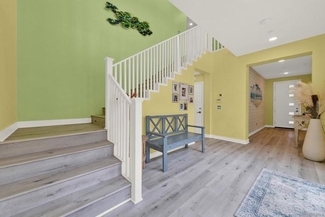 9108 W Bluff, Santee, CA 92071