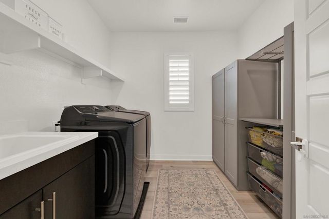 9108 W Bluff, Santee, CA 92071