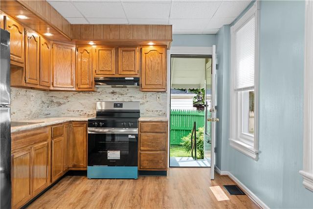 180 Chew Street, Allentown City, PA 18102