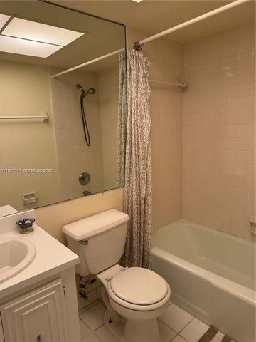 100 SE 6th Avenue 207, Pompano Beach, FL 33060