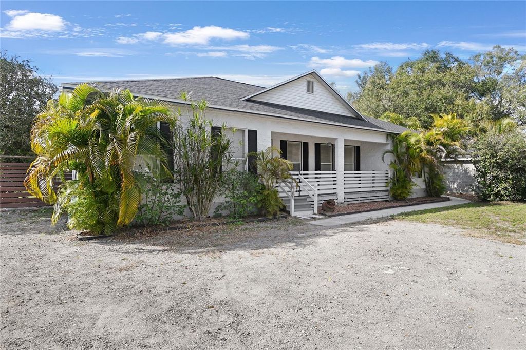 704 GRAPE AVENUE, St Cloud, FL 34769