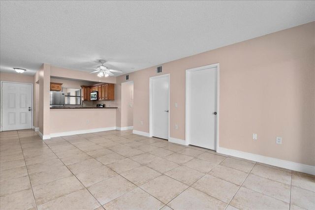 1524 Lake Crystal Drive F, Royal Palm Beach, FL 33411