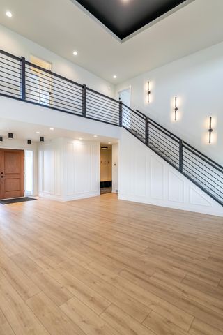 8030 59 Street S, Horace, ND 58047