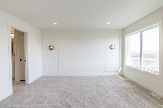 8030 59 Street S, Horace, ND 58047