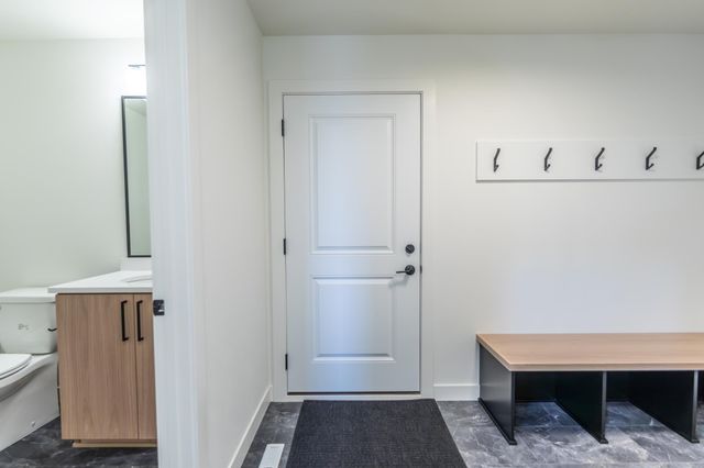 8030 59 Street S, Horace, ND 58047