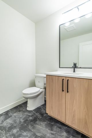 8030 59 Street S, Horace, ND 58047