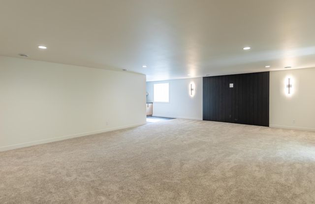 8030 59 Street S, Horace, ND 58047